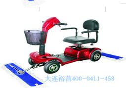 山東煙臺(tái)車站清潔設(shè)備電動(dòng)塵推車